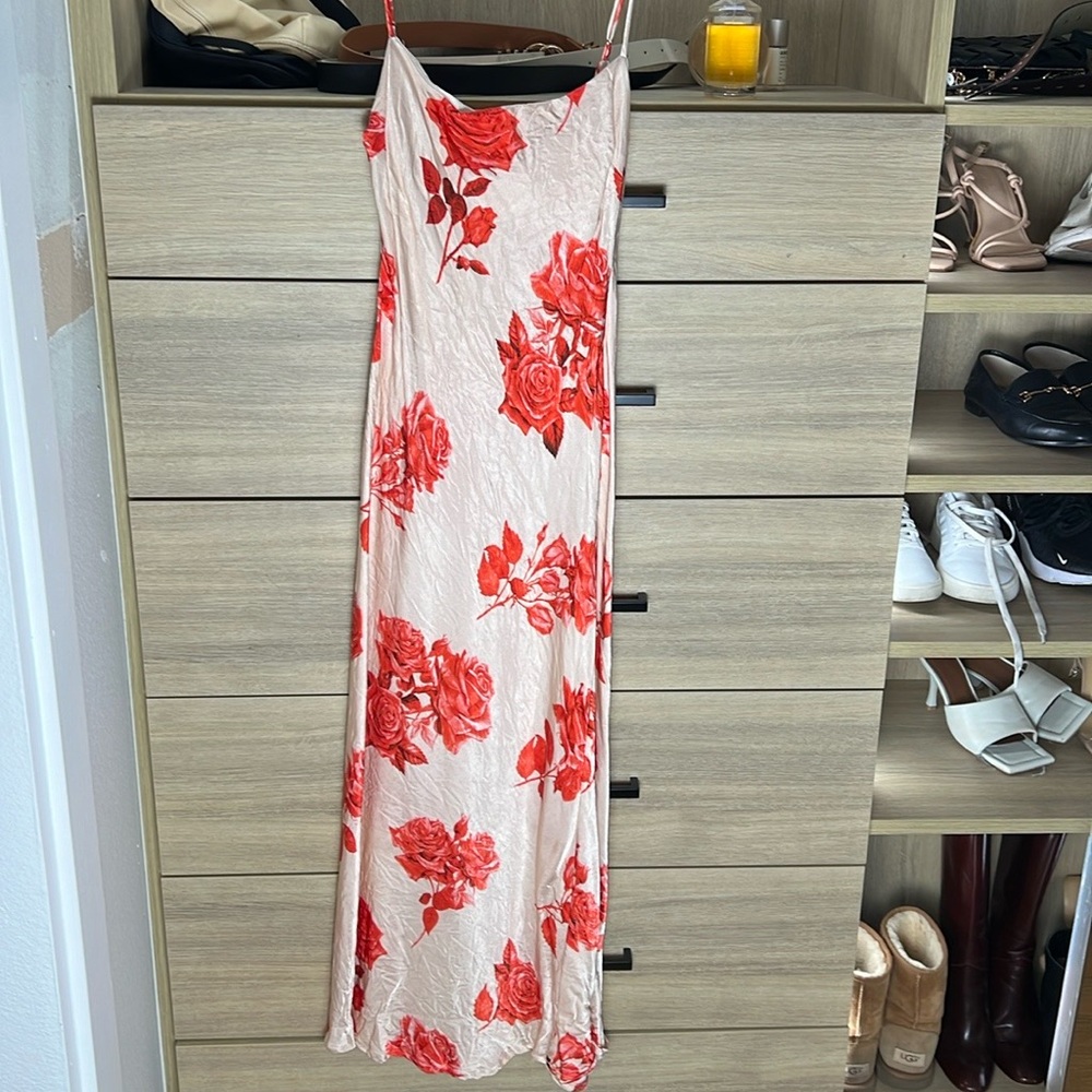 Meshki XS white and pink rose dress